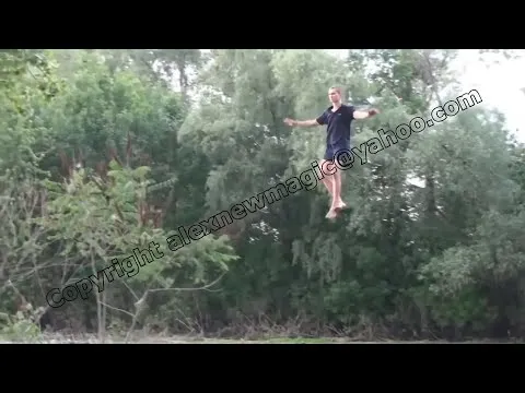 Levitations-Demonstration – Schüler aus der Ukraine